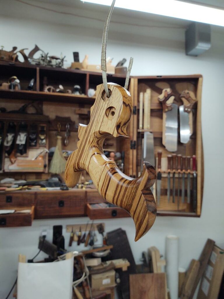 Edition #4 - Brian Noel 31 finishing a saw handle