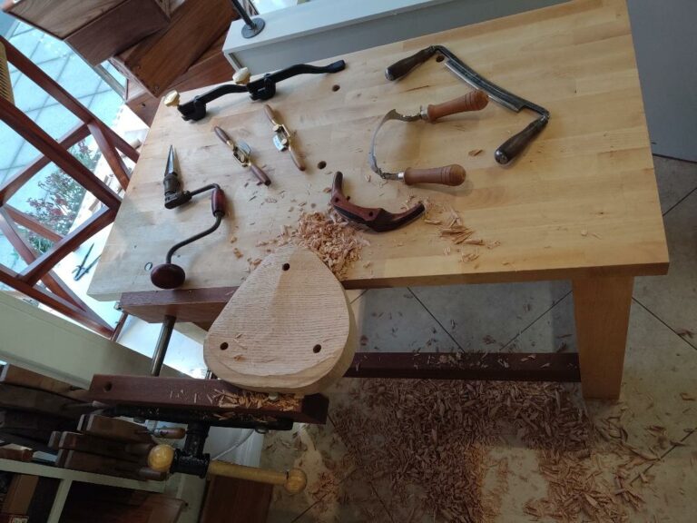 Edition #4 - Brian Noel 10 hand tool woodworking to make a chair seat