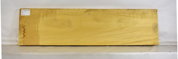 YELLOWHRT1386_2