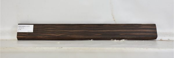 EBONMAC1127_1