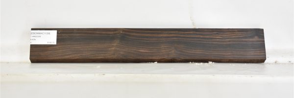 EBONMAC1139_2
