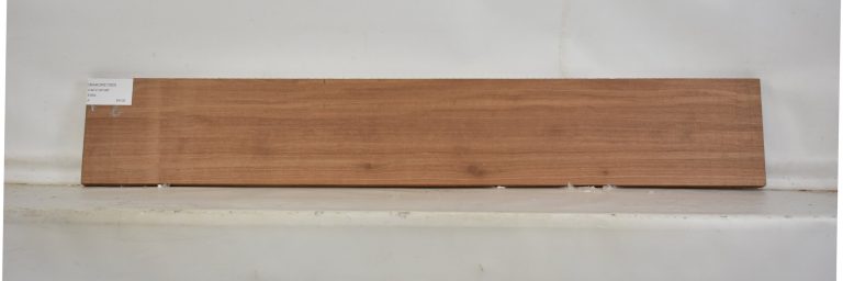 MAKORE1083_1