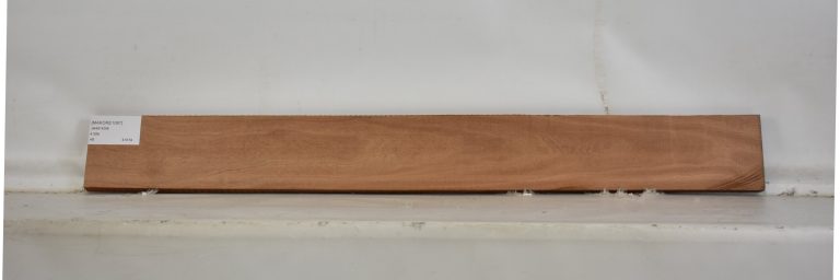 MAKORE1087_1