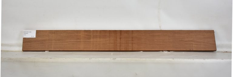 MAKORE1099_1