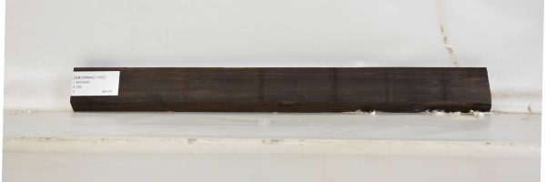 EBONMAC1152_1