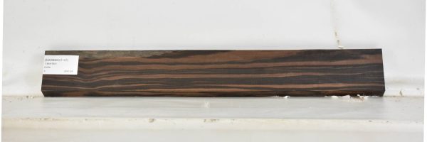 EBONMAC1157_1