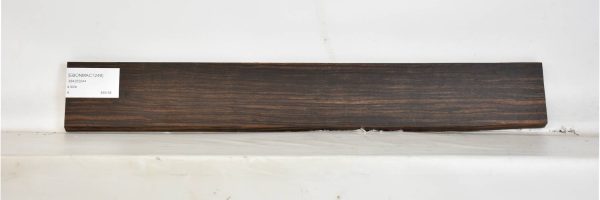 EBONMAC1249_1
