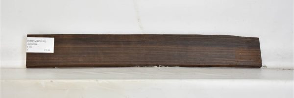 EBONMAC1282_1