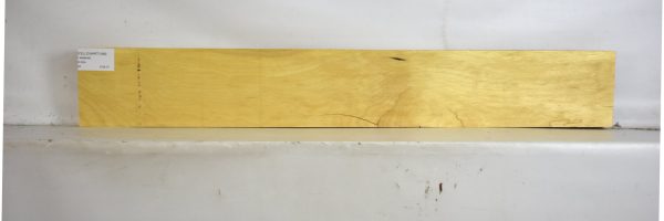 YELLOWHRT1396_2
