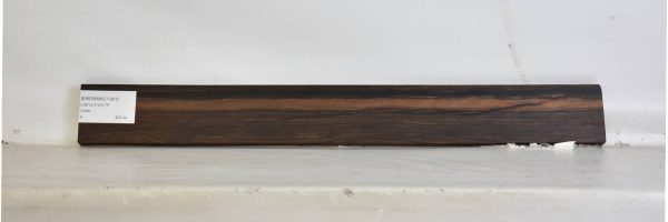 EBONMAC1361_1