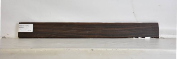 EBONMAC1379_1
