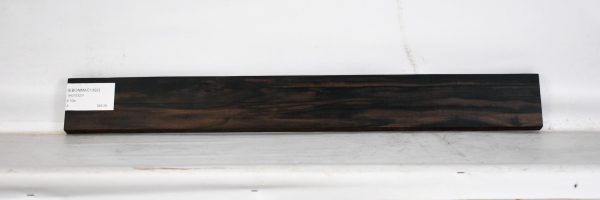 EBONMAC1392_2