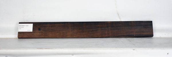 EBONMAC1395_2