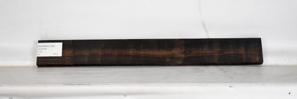 EBONMAC1398_1