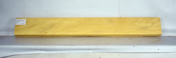 YELLOWHRT1432_2