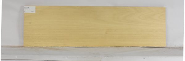 AVO1256_1