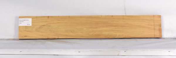 YELLOWWD1072_1