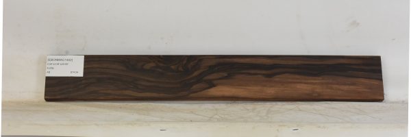 EBONMAC1452_2