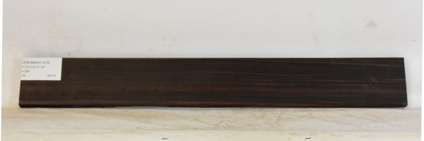 EBONMAC1476_2