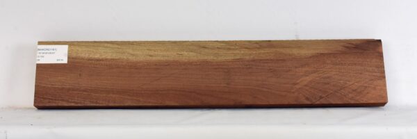 MAKORE1161_1