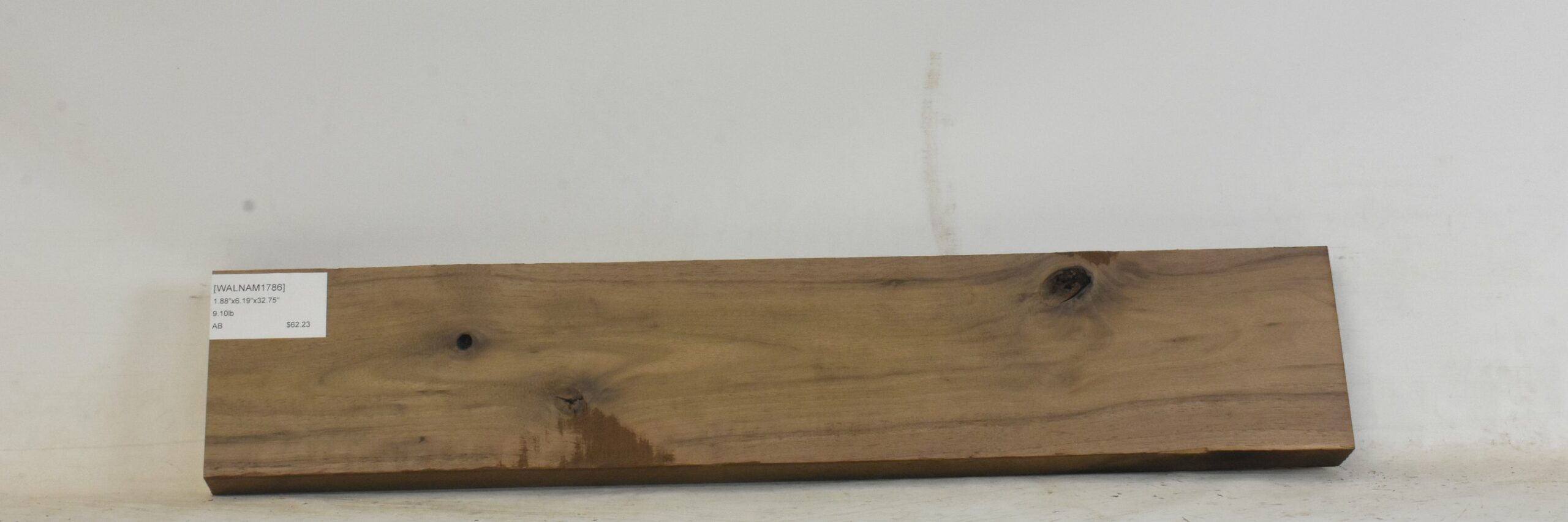 Walnut - American 2 WALNAM1786_2