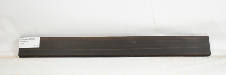 EBONMAC1536_1