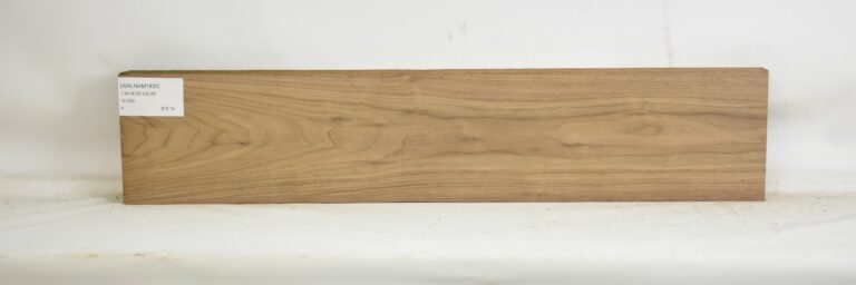 Walnut - American 8 WALNAM1830_1